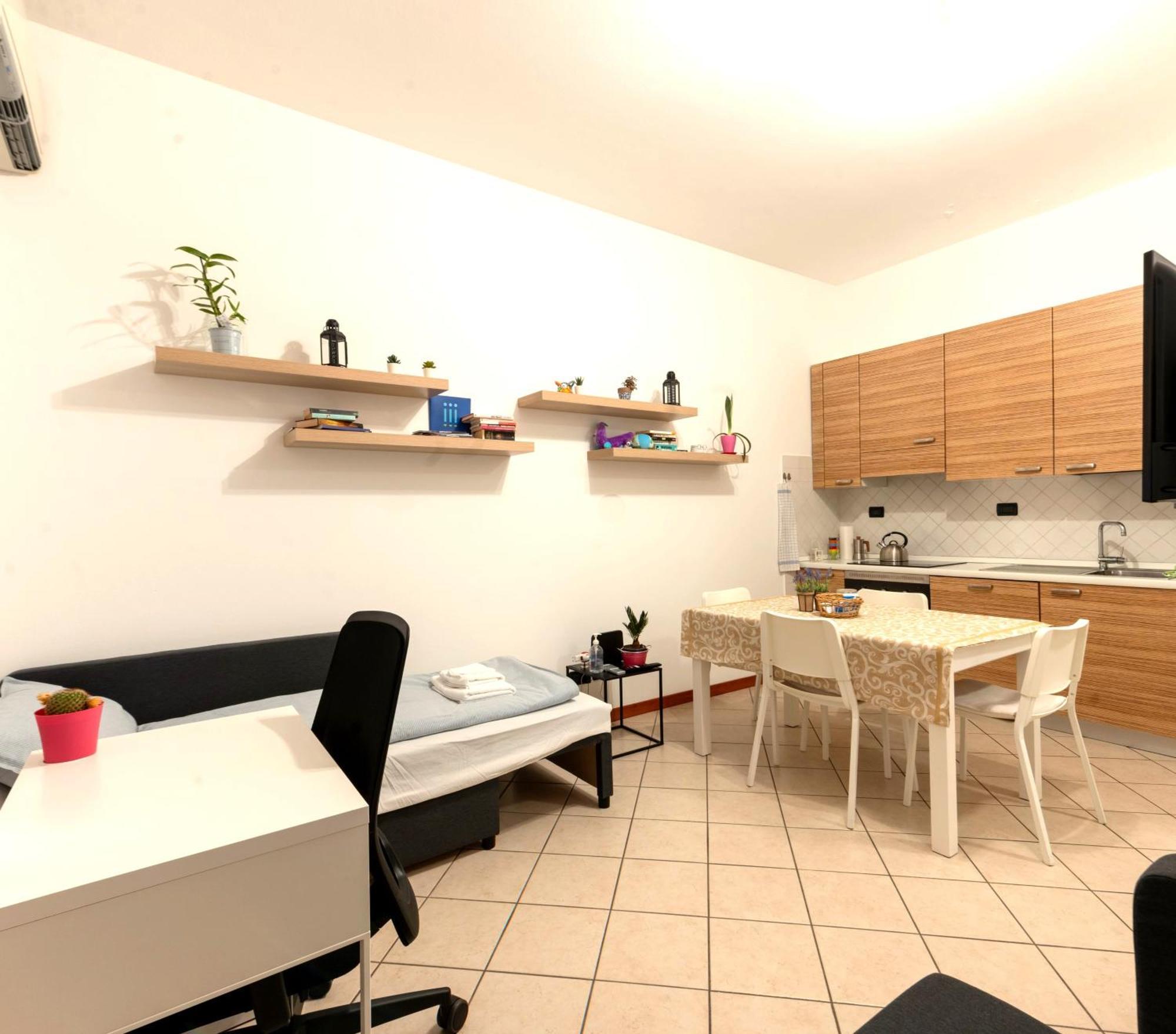 Holiday Apartment - Brescia Centro - Parcheggio Privato Exteriér fotografie